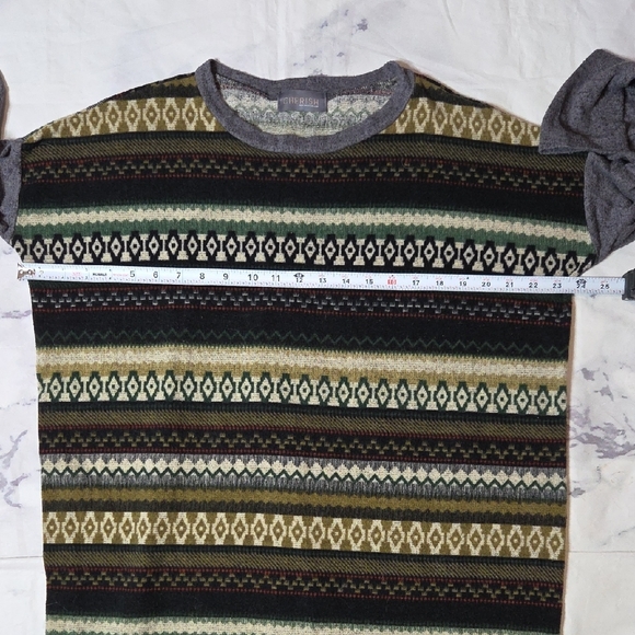 Cherish Gray and Green Print Knit Tunic Sweater - Picture 5 of 6